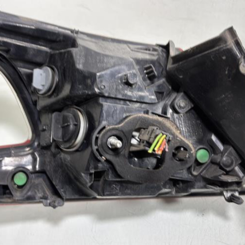 Feu arriere principal droit (feux) PEUGEOT 308 2 Photo n°3