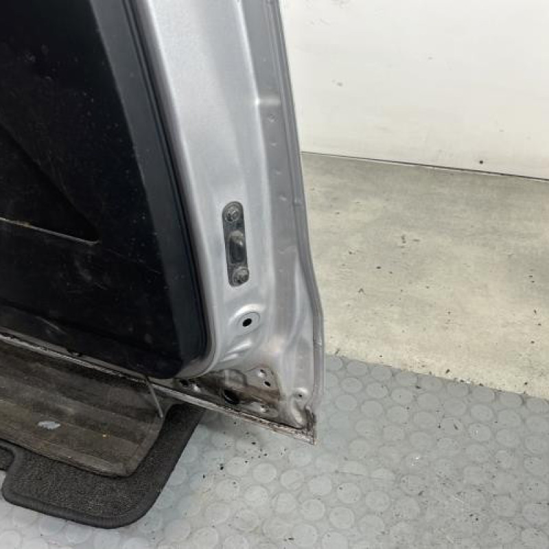 Porte arriere gauche MAZDA 5 1 Photo n°7