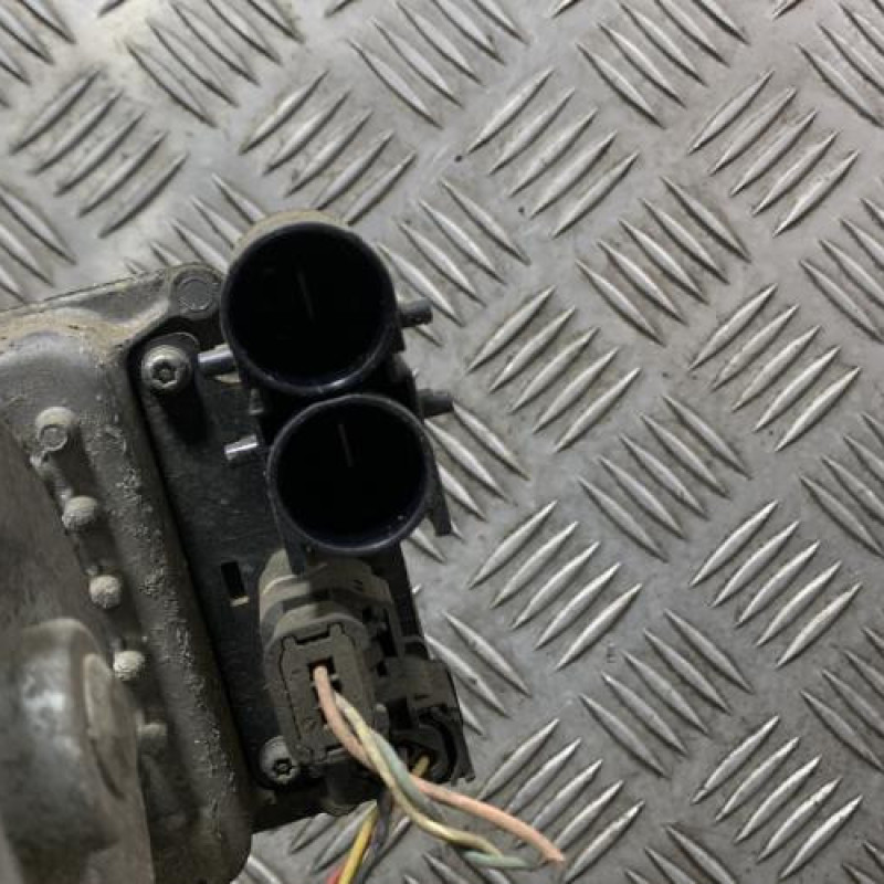 Cremaillere assistee PEUGEOT 207 Photo n°4