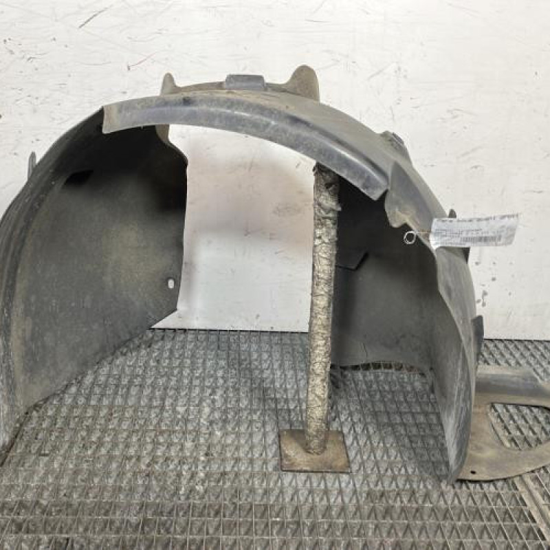 Pare boue avant droit PEUGEOT 208 1 Photo n°1