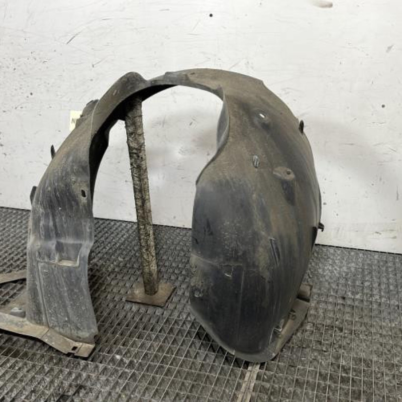 Pare boue avant droit PEUGEOT 208 1 Photo n°3