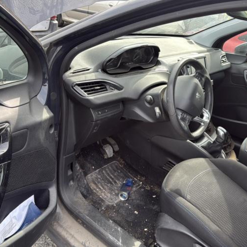 Pare boue avant droit PEUGEOT 208 1 Photo n°14