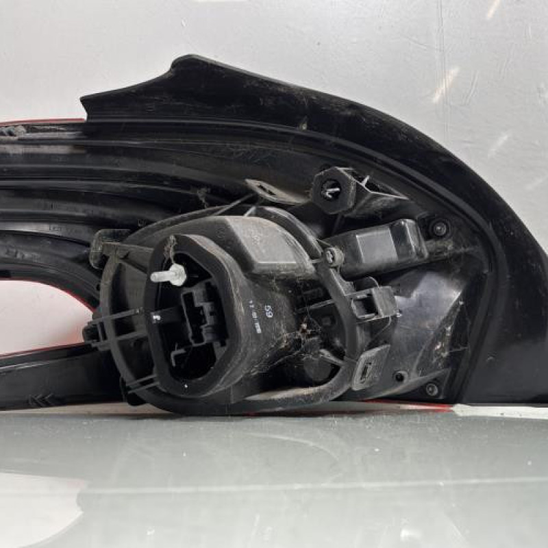 Feu arriere principal droit (feux) PEUGEOT 208 1 Photo n°2