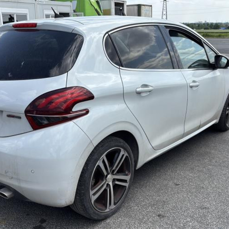 Cremaillere assistee PEUGEOT 208 1 Photo n°7