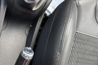 Cremaillere assistee PEUGEOT 208 1