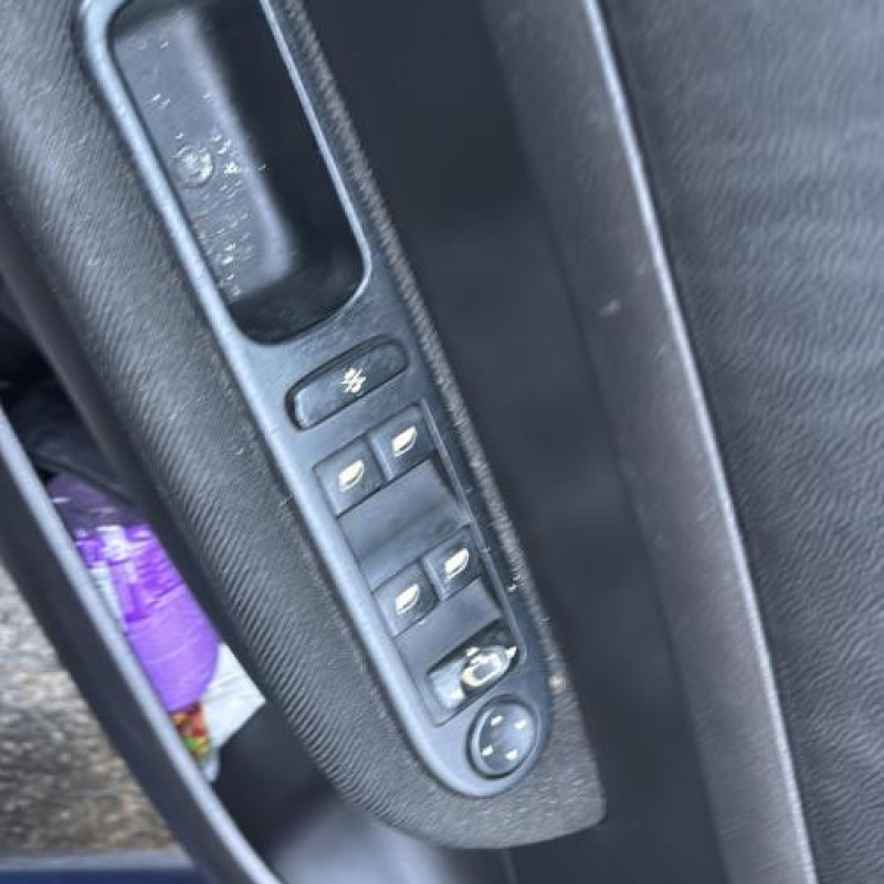 Moteur essuie glace arriere PEUGEOT 307 Photo n°14