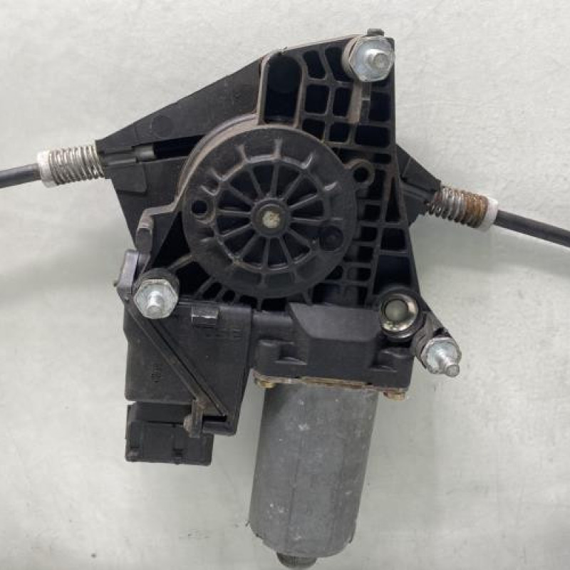 Leve vitre electrique avant gauche PEUGEOT 406 Photo n°2