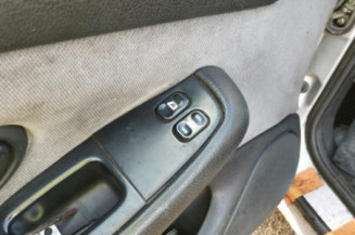 Leve vitre electrique avant gauche PEUGEOT 406