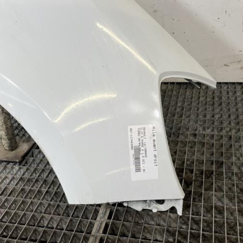 Aile avant droit RENAULT CLIO 3 Photo n°2