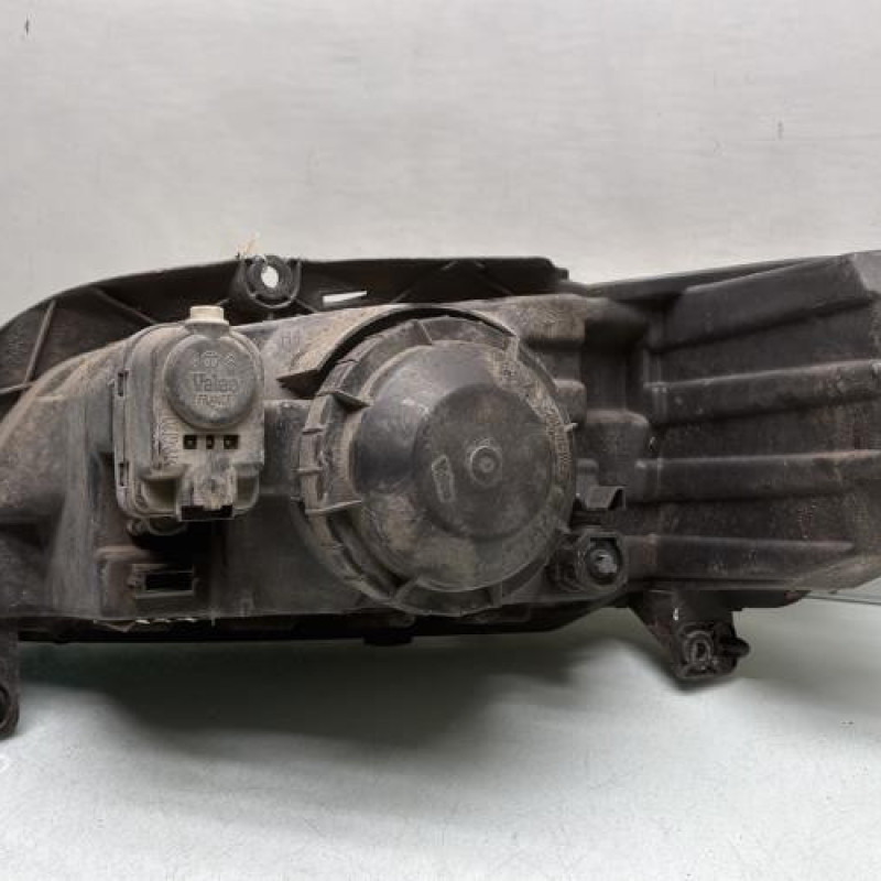 Optique avant principal droit (feux)(phare) PEUGEOT 106 Photo n°3