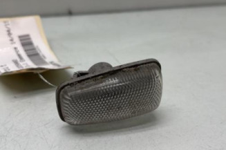 Repetiteur clignotant avant droit  (Feux) PEUGEOT 106 Photo n°1