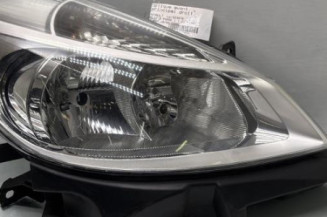 Optique avant principal droit (feux)(phare) RENAULT CLIO 3 Photo n°1