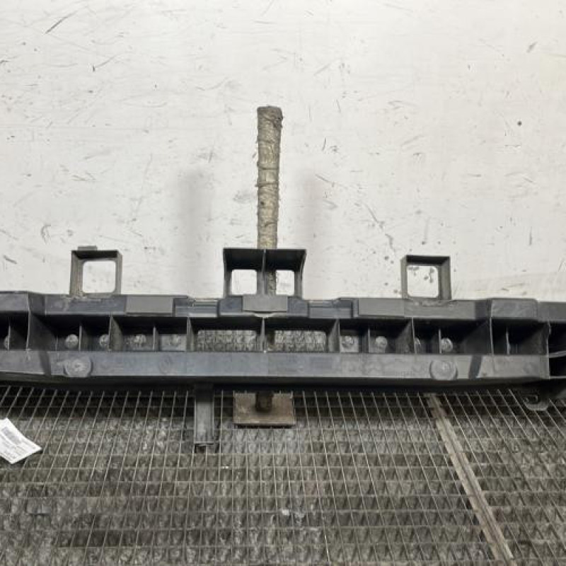 Absorbeur de pare choc arriere RENAULT CLIO 4 Photo n°1