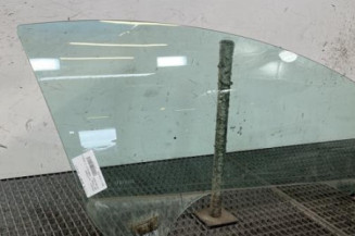 Vitre avant droit PEUGEOT 307