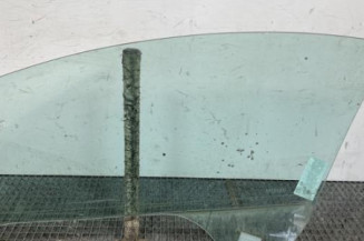 Vitre avant droit PEUGEOT 307