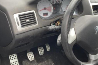 Vitre avant droit PEUGEOT 307