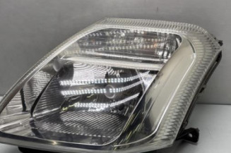 Optique avant principal gauche (feux)(phare) CITROEN C2 Photo n°1