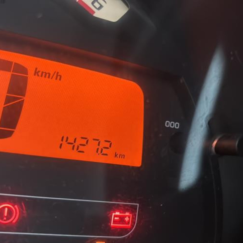 Optique avant principal gauche (feux)(phare) CITROEN C2 Photo n°17