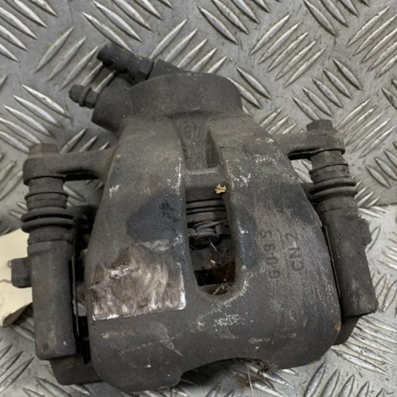 Etrier avant droit (freinage) CITROEN C2 Photo n°1