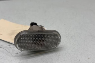 Repetiteur clignotant avant gauche (Feux) RENAULT TWINGO 3 Photo n°1