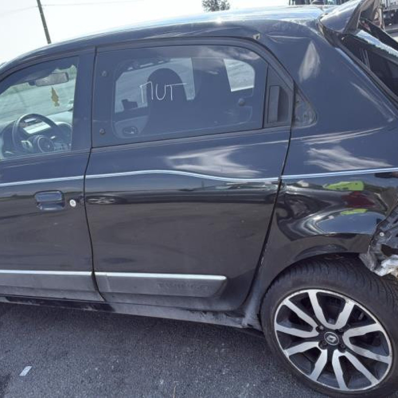 Attache ceinture avant gauche RENAULT TWINGO 3 Photo n°10