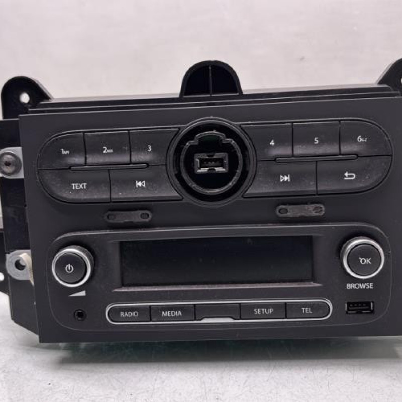 Autoradio d'origine RENAULT TWINGO 3 Photo n°1