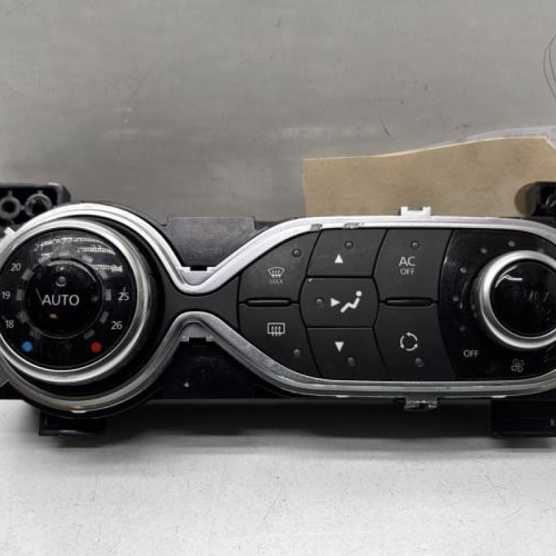 Commande chauffage RENAULT TWINGO 3 Photo n°1