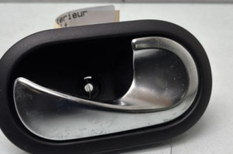 Poignee interieur arriere droit RENAULT TWINGO 3 Photo n°1