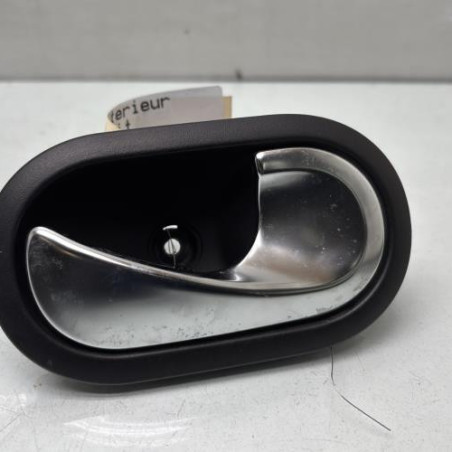 Poignee interieur arriere droit RENAULT TWINGO 3 Photo n°1