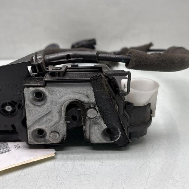 Serrure avant gauche RENAULT TWINGO 3 Photo n°1