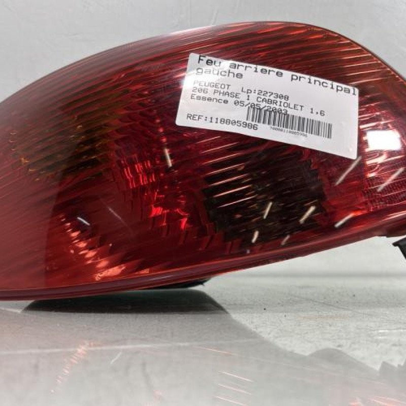 Feu arriere principal gauche (feux) PEUGEOT 206 Photo n°1