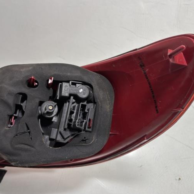 Feu arriere principal gauche (feux) PEUGEOT 206 Photo n°3