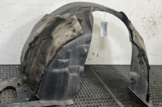 Pare boue avant gauche PEUGEOT 2008 1