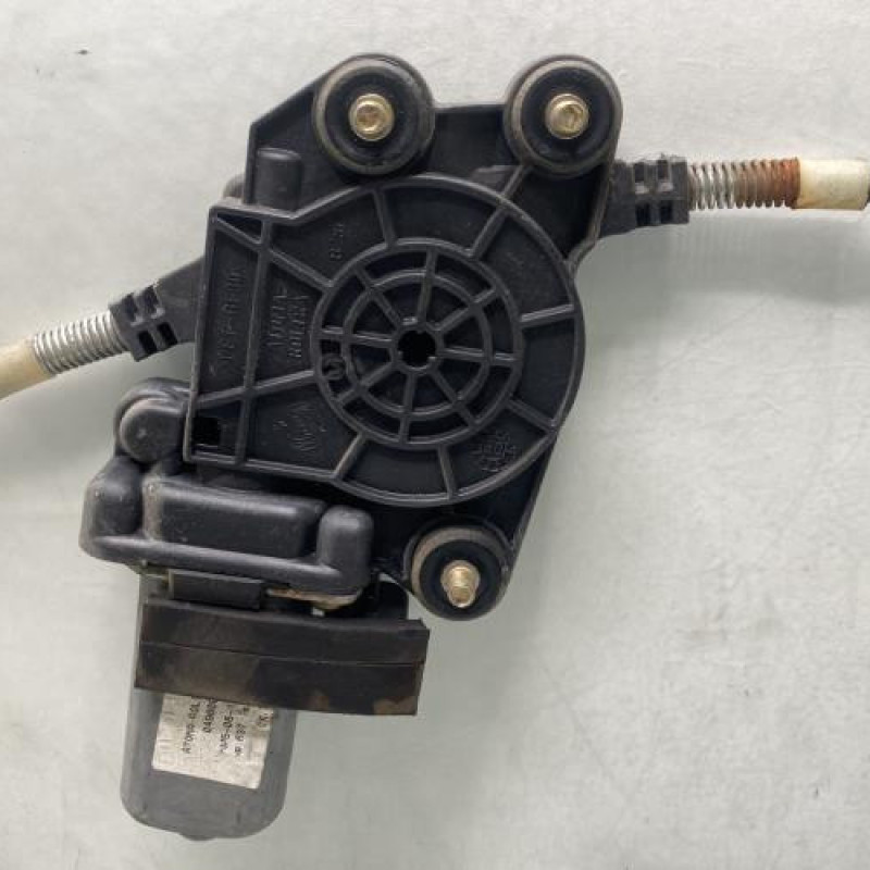 Leve vitre electrique avant gauche FIAT PANDA 2 Photo n°7