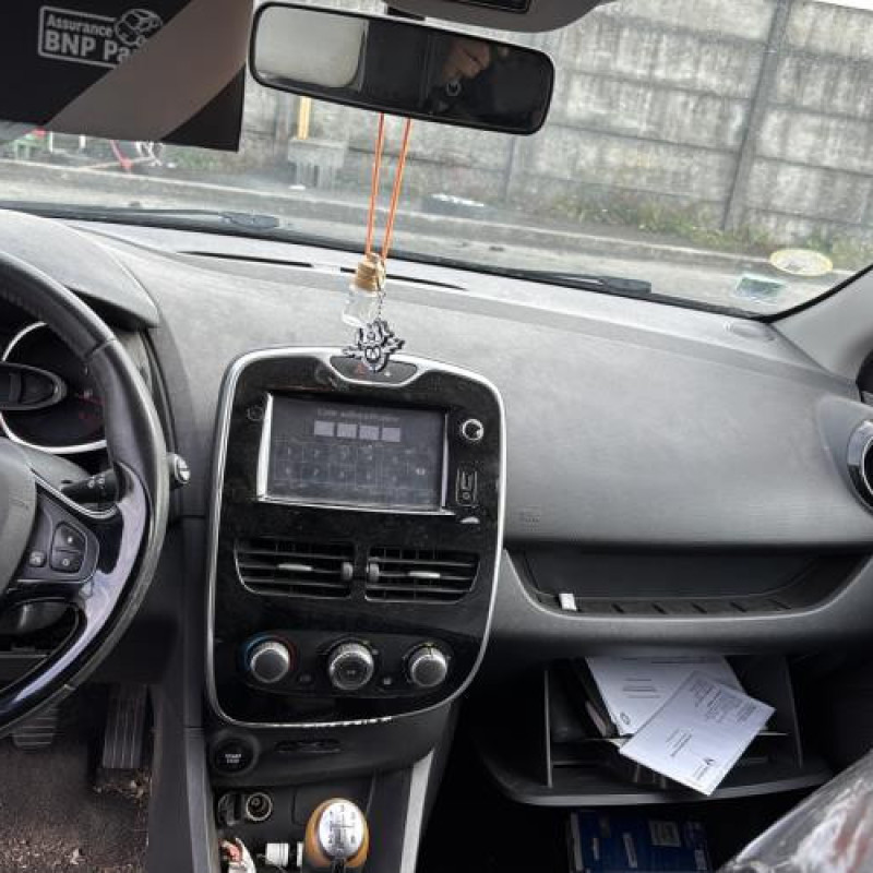 Feu arriere principal droit (feux) RENAULT CLIO 4 Photo n°17