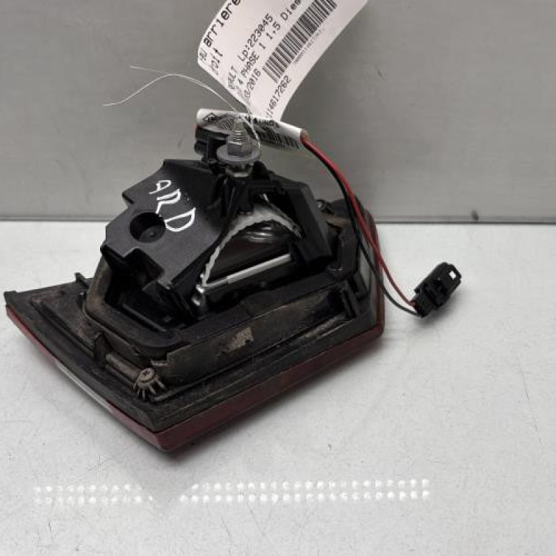 Feu arriere secondaire droit (feux) RENAULT CLIO 4 Photo n°4