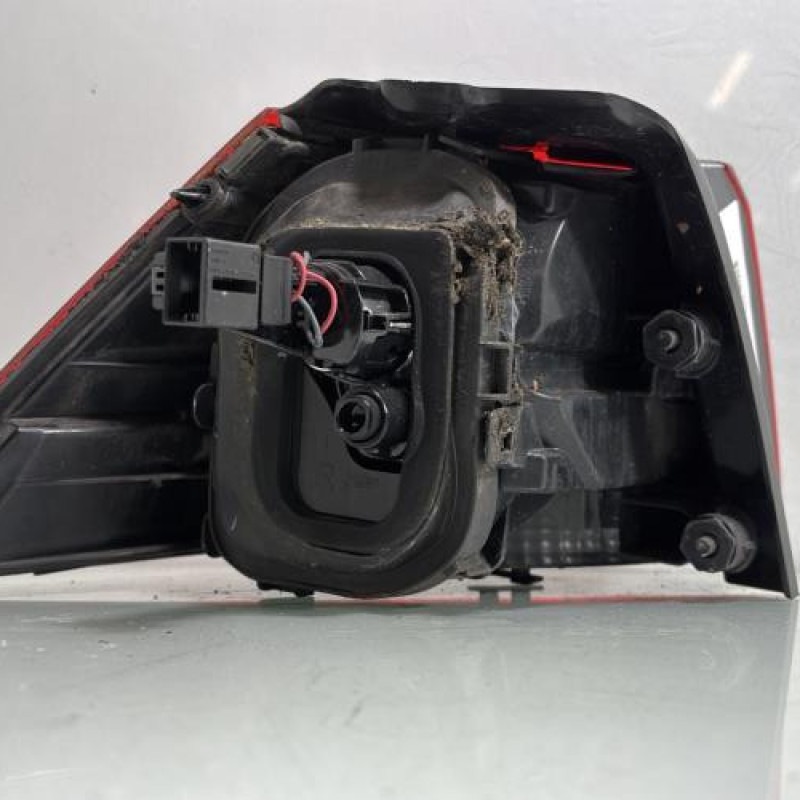 Feu arriere principal droit (feux) VOLKSWAGEN GOLF 7 Photo n°2