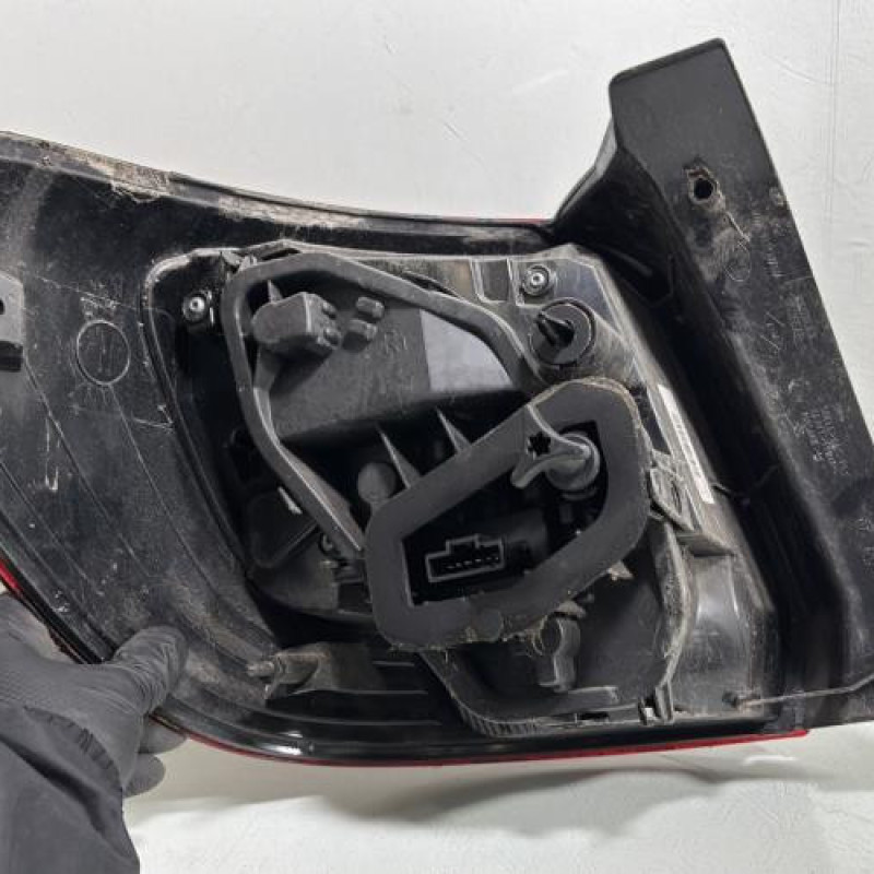 Feu arriere principal droit (feux) DACIA SANDERO 2 Photo n°2