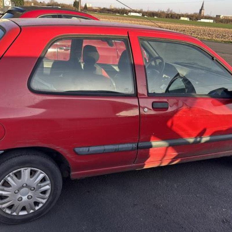 Moteur essuie glace avant RENAULT CLIO 1 Photo n°11