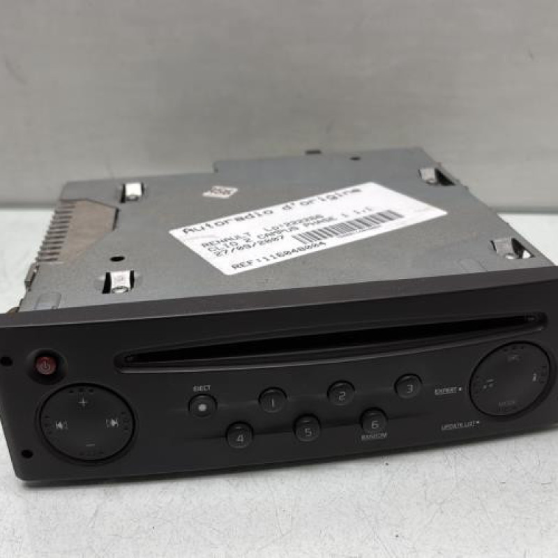 Autoradio d'origine RENAULT CLIO 2 CAMPUS Photo n°1