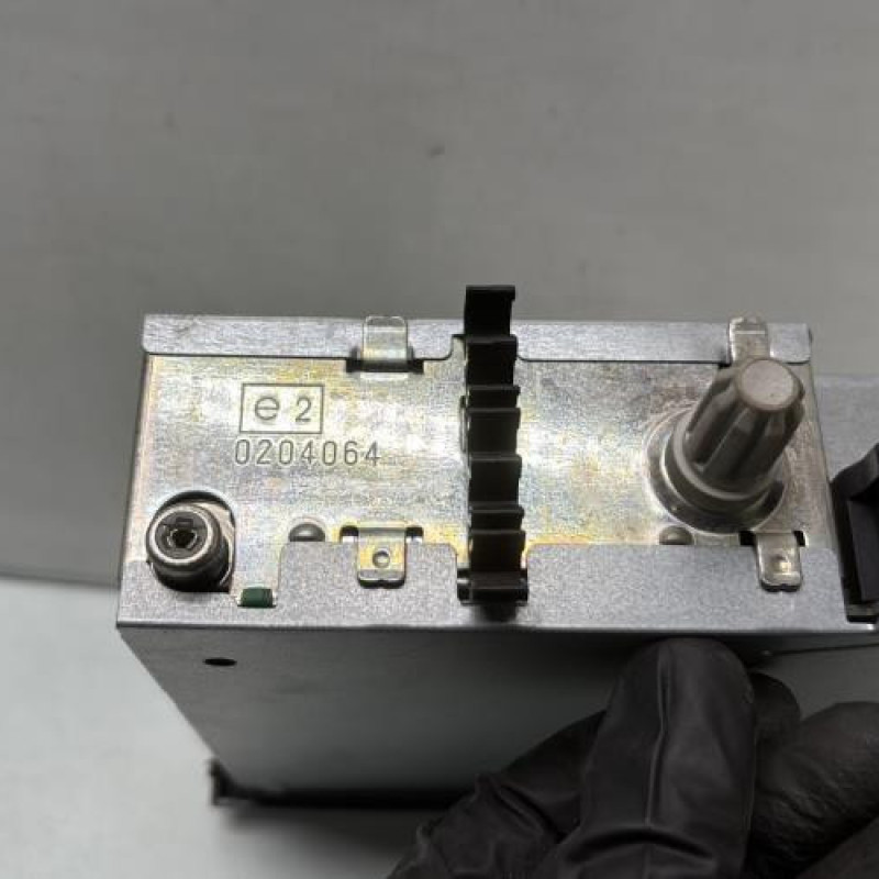 Autoradio d'origine RENAULT CLIO 2 CAMPUS Photo n°4