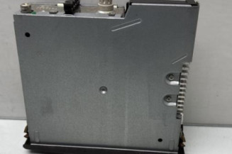 Autoradio d'origine RENAULT CLIO 2 CAMPUS