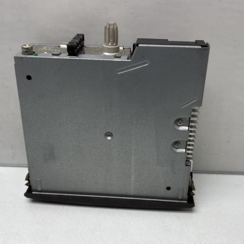 Autoradio d'origine RENAULT CLIO 2 CAMPUS Photo n°5