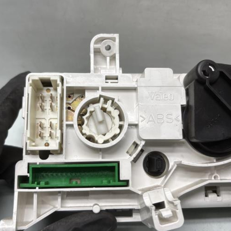 Commande chauffage RENAULT CLIO 2 CAMPUS Photo n°3
