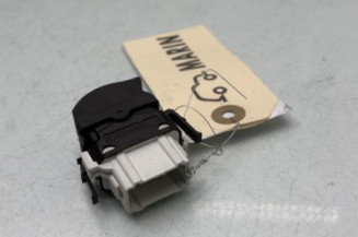 Interrupteur de leve vitre avant droit RENAULT CLIO 2 CAMPUS