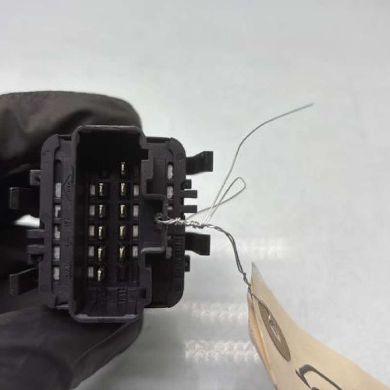 Interrupteur de leve vitre avant gauche RENAULT CLIO 2 CAMPUS Photo n°3