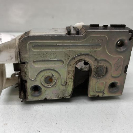 Serrure arriere droit RENAULT CLIO 2 CAMPUS Photo n°1