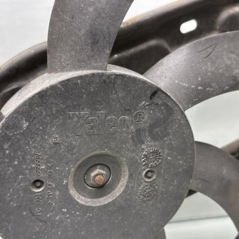 Moto ventilateur radiateur RENAULT CLIO 2 CAMPUS Photo n°2