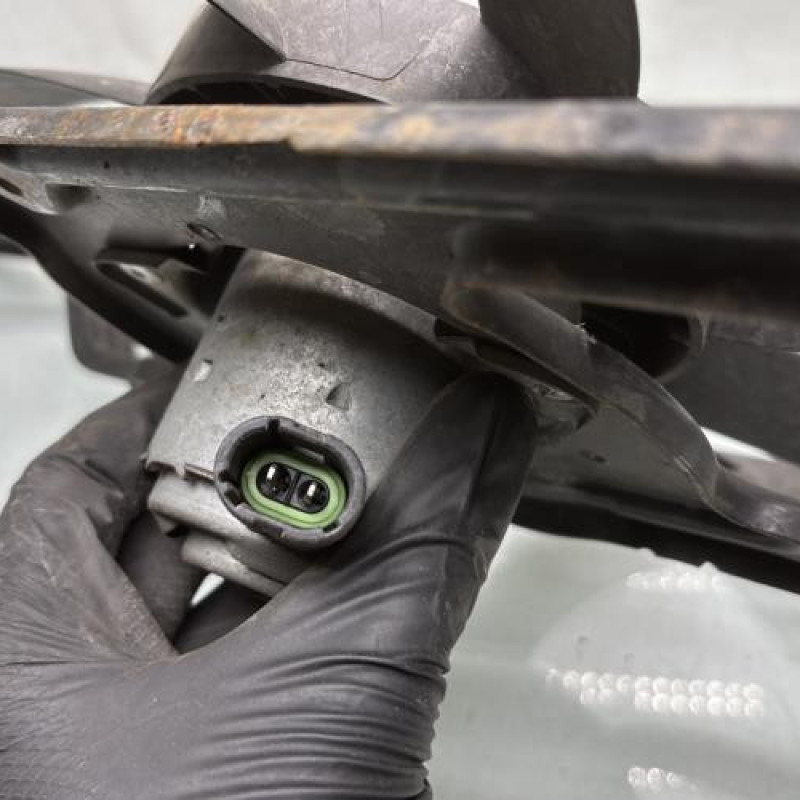 Moto ventilateur radiateur RENAULT CLIO 2 CAMPUS Photo n°4