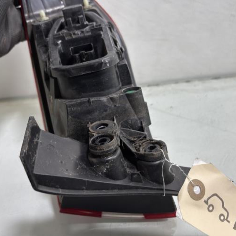 Feu arriere principal gauche (feux) RENAULT CLIO 4 Photo n°4